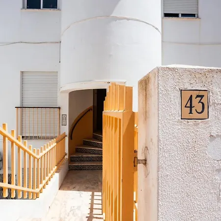 Apartament Gorgeous Flat 3min Walk To Albufeira
