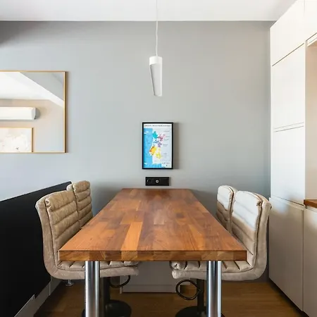 Gorgeous Flat 3min Walk To *