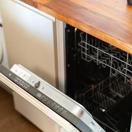 Gorgeous Flat 3min Walk To Albufeira