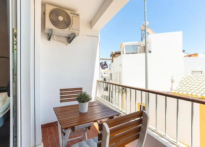 Gorgeous Flat 3min Walk To Daire *