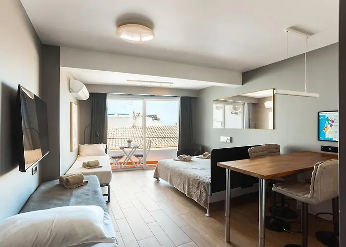 Gorgeous Flat 3min Walk To *