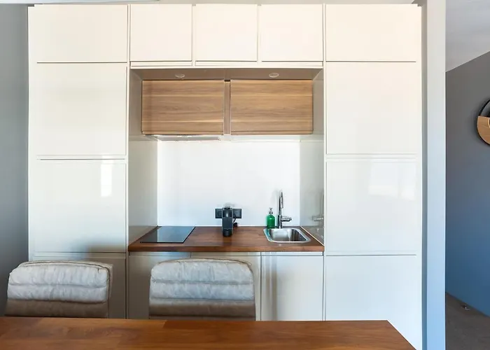 Daire Gorgeous Flat 3min Walk To *