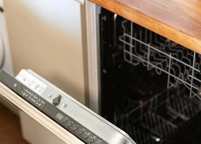 Gorgeous Flat 3min Walk To Albufeira