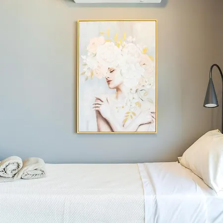 Gorgeous Flat 3min Walk To * Albufeira